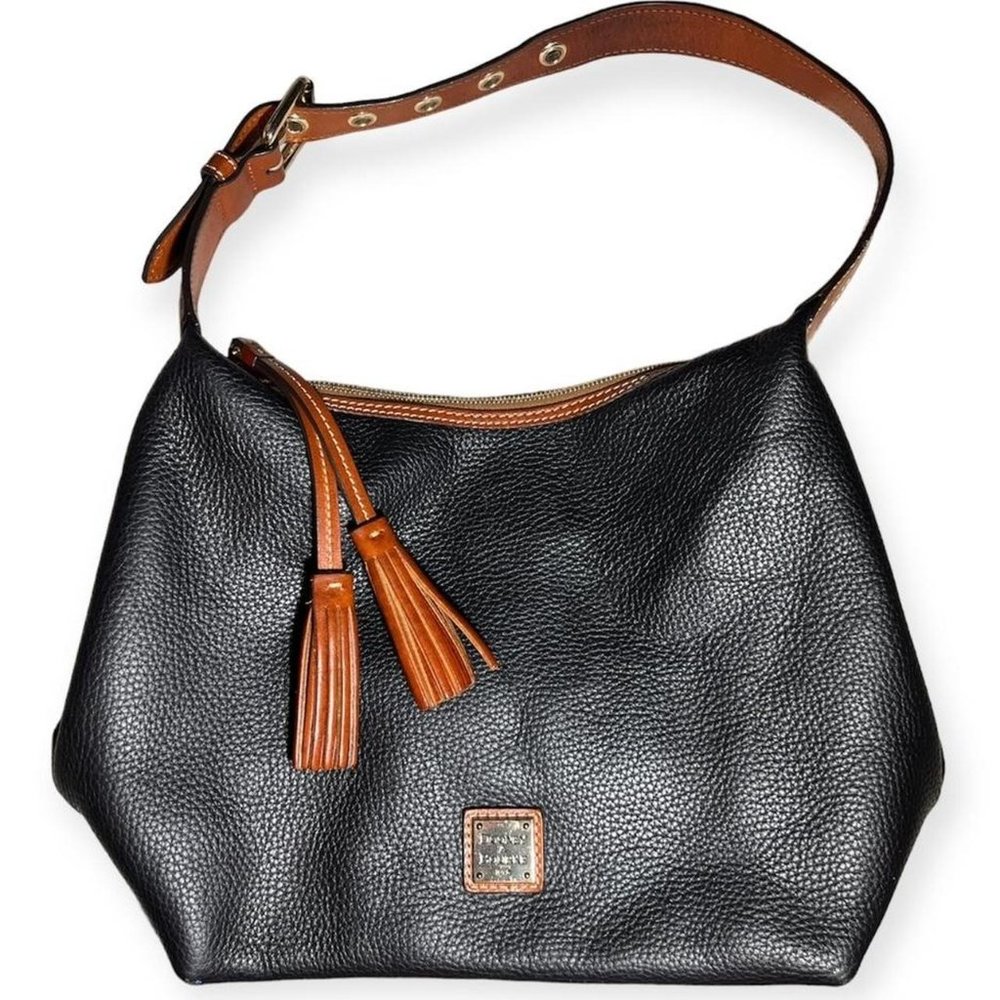 Dooney And Bourke Pebble Grain Paige Sac Shoulder Bag
